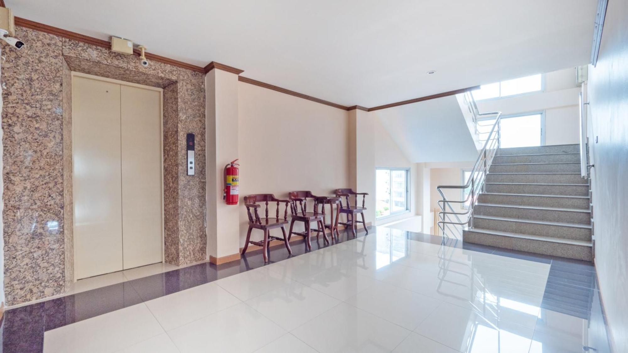 Scn City Hotel Rayong Ban Chang  Esterno foto